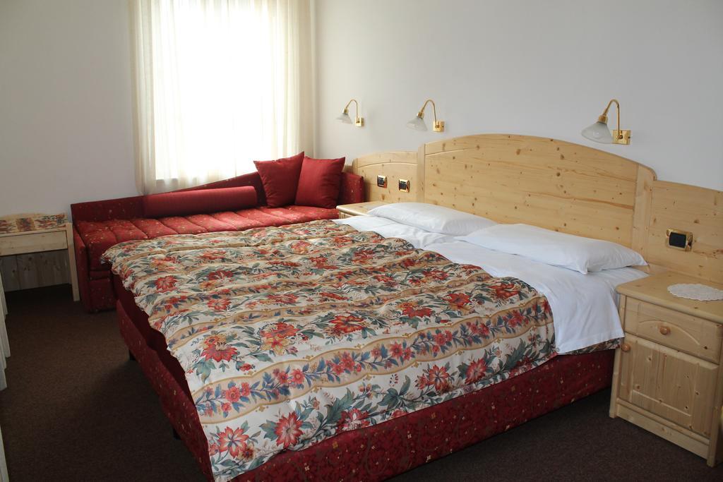 Albergo Trentino Moena Cameră foto